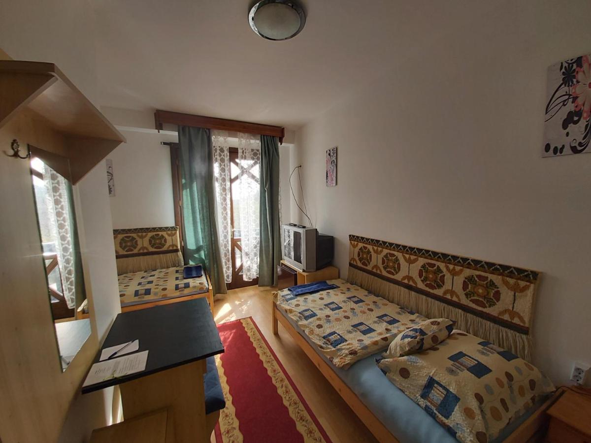 Valcsics Villa Panzio Pecs Ngoại thất bức ảnh
