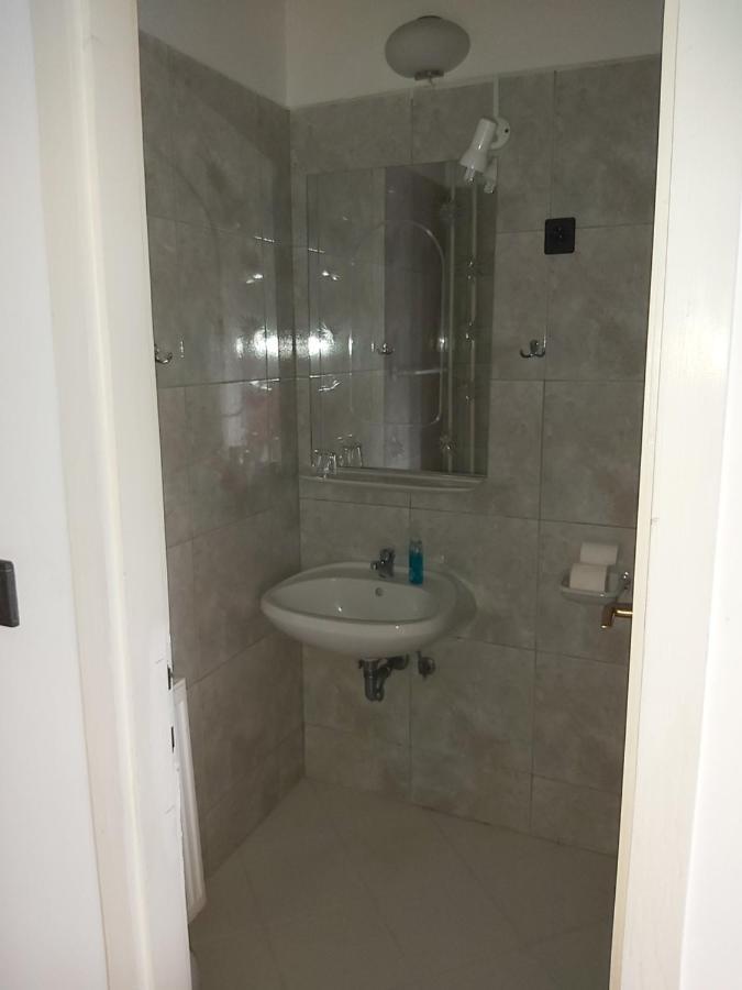 Valcsics Villa Panzio Pecs Ngoại thất bức ảnh