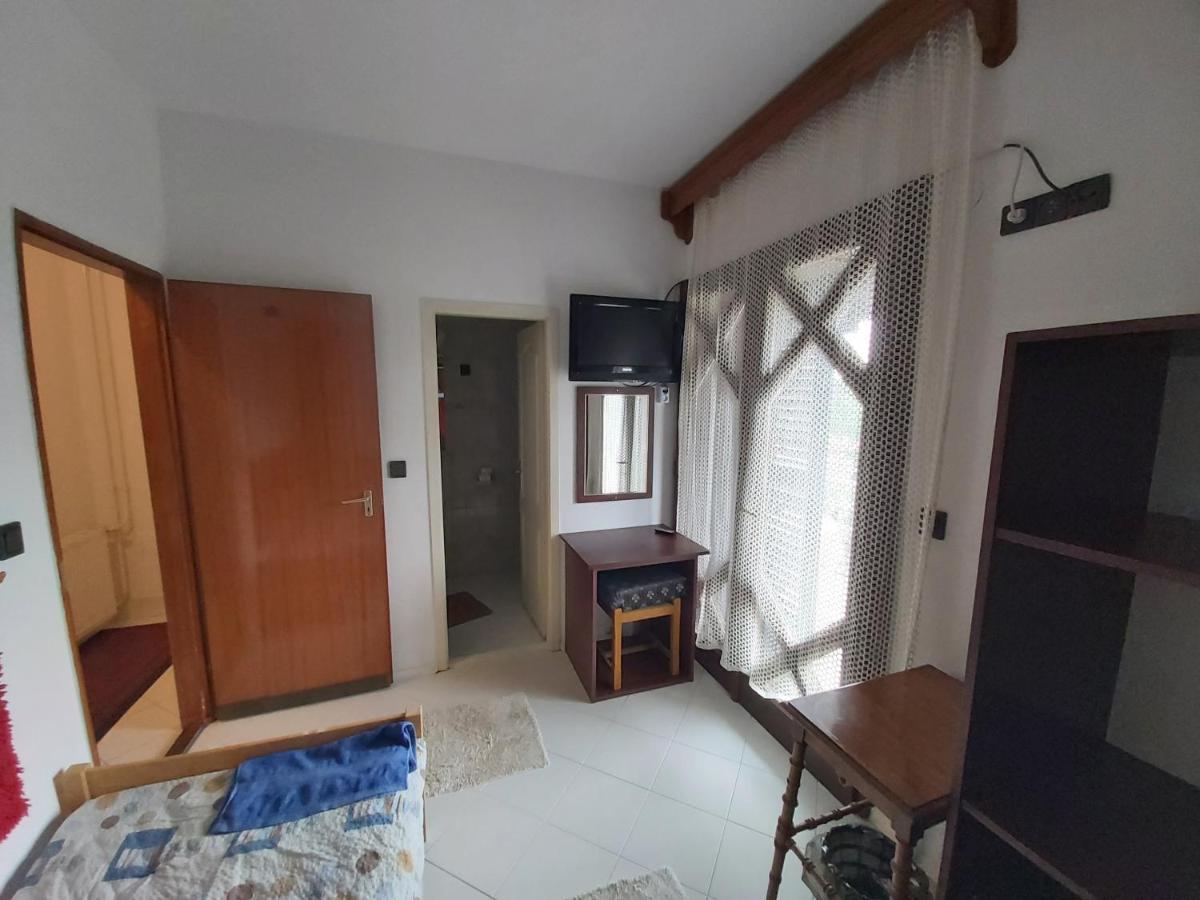 Valcsics Villa Panzio Pecs Ngoại thất bức ảnh